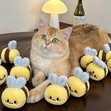 Load image into Gallery viewer, Cat with Buzzy Bee Silvervine Cat Chew Toys | Cute Cat Toys | MissyMoMo
