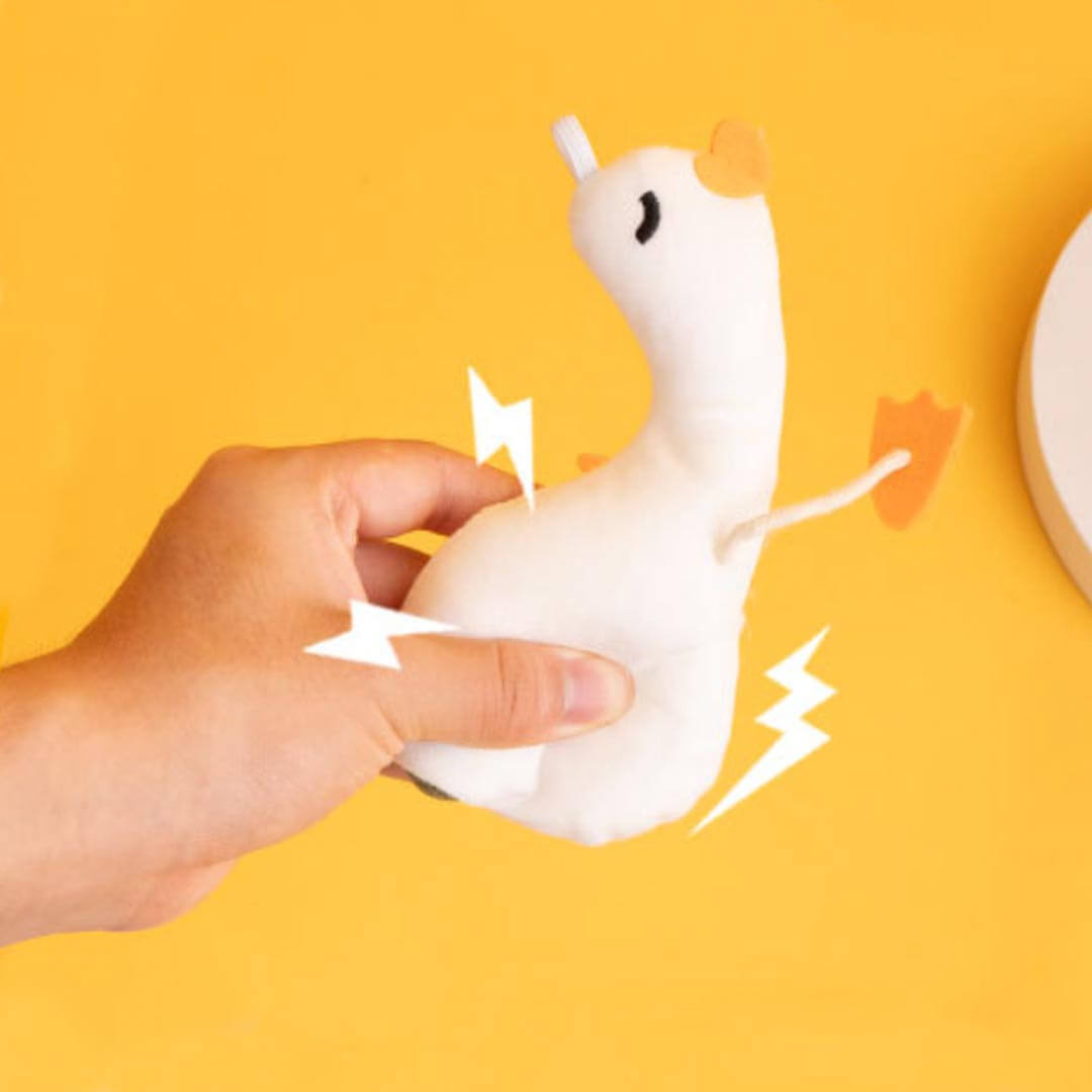 Goose Catnip Toy | Cute Cat Toys for Cats & Kittens | MissyMoMo