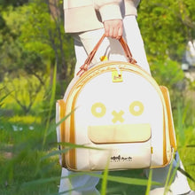Load and play video in Gallery viewer, Purrpy Tent Expandable Cat Backpack | Cat Kennel | MissyMoMo
