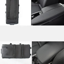 Load image into Gallery viewer, Purry Cat Car Seat Carrier | Car Seat For Pets | MissyMoMo
